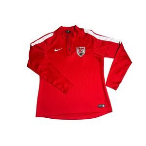 Nike Dri-Fit Red US National Soccer Team 1/4 Zip pull Over Shirt. Men’s size M.